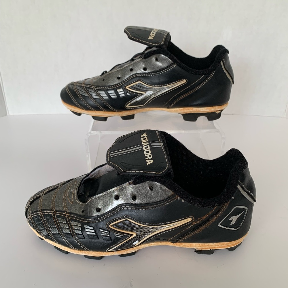 Diadora Cleats Black Silver White Shoes Baseball Boy’s Size 1 - Picture 4 of 16